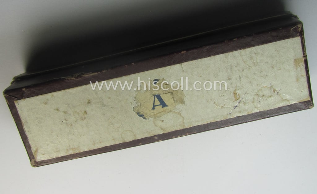 Neat, typical TR-era- (ie. 'Deutsche Wehrmacht'-) related harmonica entitled: 'Unsere Feldgrauen' that came stored in its original and/or carton-based box ie. etui