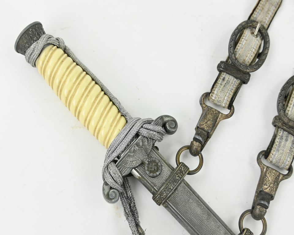German WH Officer's Dagger with Hanger
