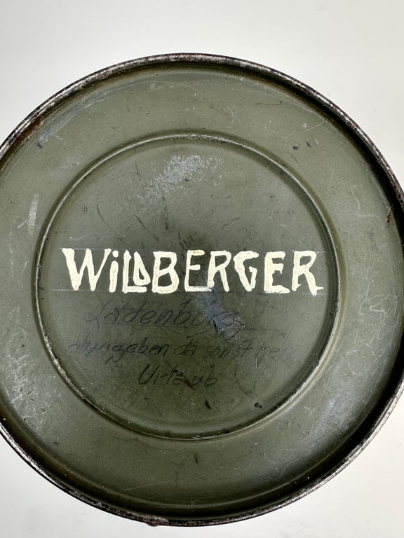 Gas mask with “short” canister marked 1937