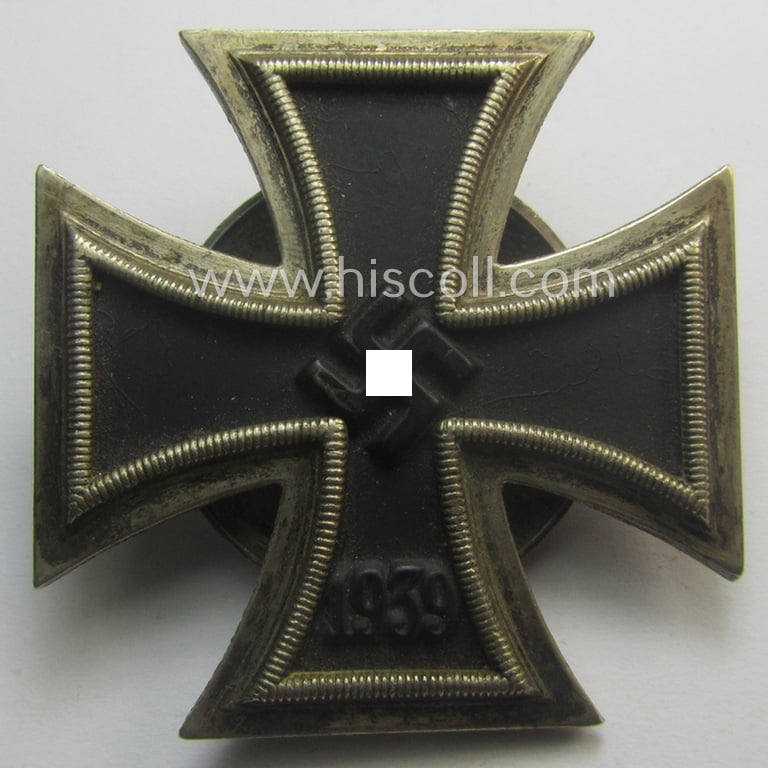 'EK 1. Kl.' (or: Iron Cross 1st class) as executed in the scarcely seen so-called: 'screw-back'-pattern being a typical maker- (ie. 'L/13'-) marked example as was produced by the 'Hersteller': 'Paul Meybauer'
