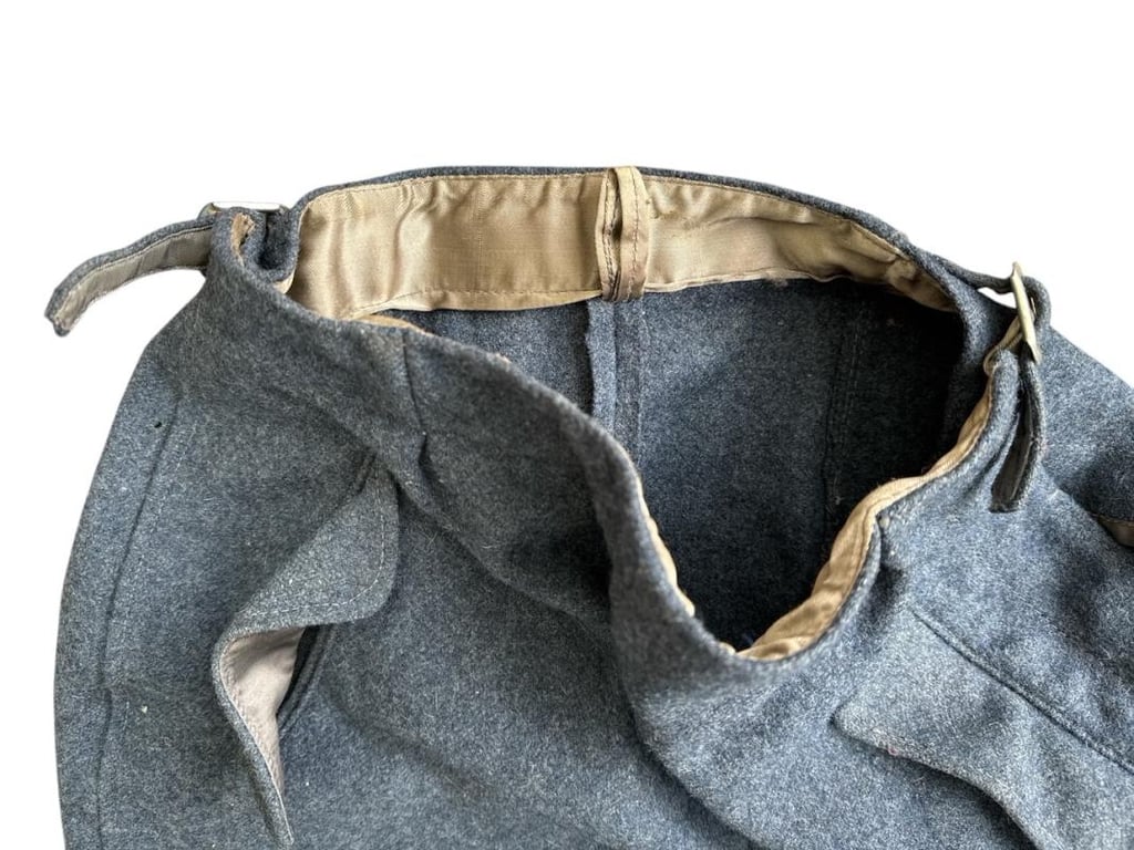 Luftwaffe Flakhelferin (AA helper) M44 trousers