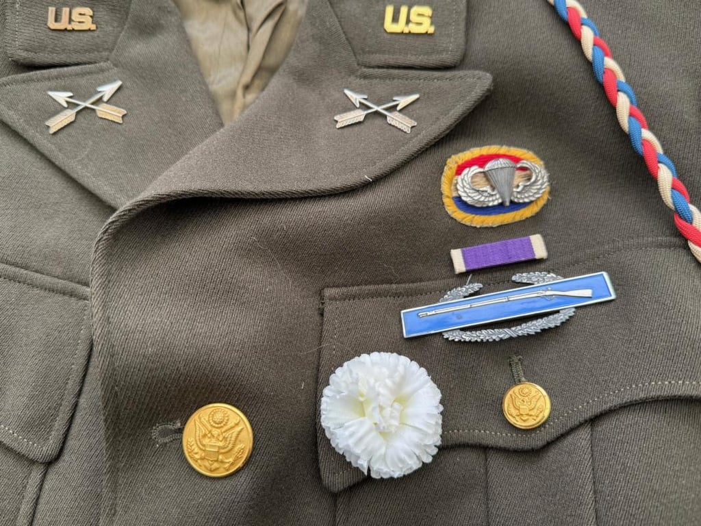 Canadian FSSF Officers Class-A Uniform Jacket With Shirt, Tie and Side Cap