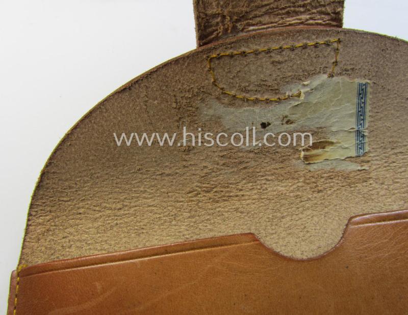 Neat - smaller-sized- albeit regrettably empty! - genuine leather-based pouch as was intended to hold a medical-set (ie. 'Kleines Feldbesteck') as was specifically intended for an: 'N.S.D.A.P. o. SA'-related 'Feldscher' (ie. medical orderly)