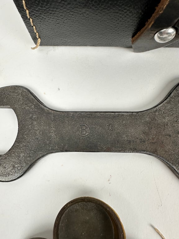 Original German WWII MG 34 Preßstoff & Leather Gunners Kit Tool Pouch