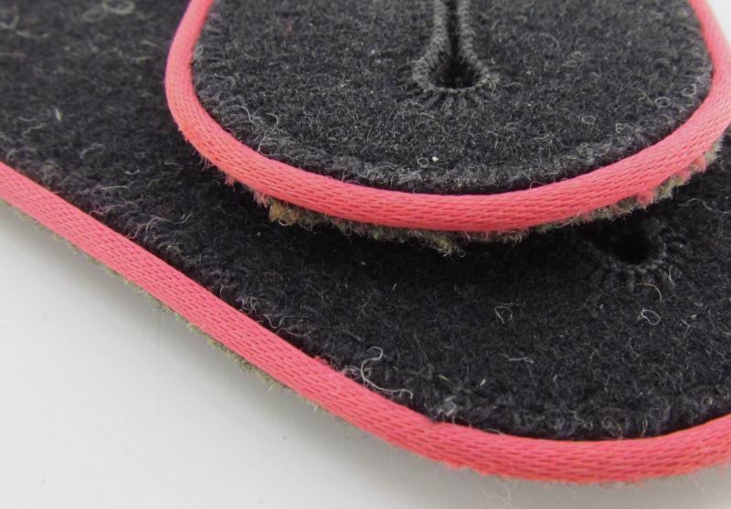 Waffen-SS Panzer EM/NCO Shoulder Boards