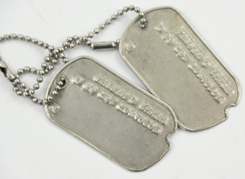 US WW2 Dog-tag Set with Chain 'Henry C. Newman'