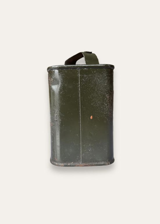 MG 34/42 Oil Can