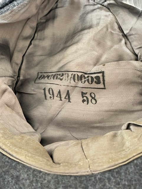 GERMAN WWII LUFTWAFFE M43 CAP DATED 1944.