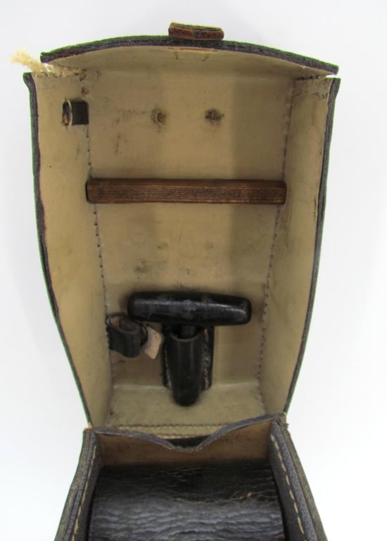 Wehrmacht Detonator type 39 or Glühzündapparat 39