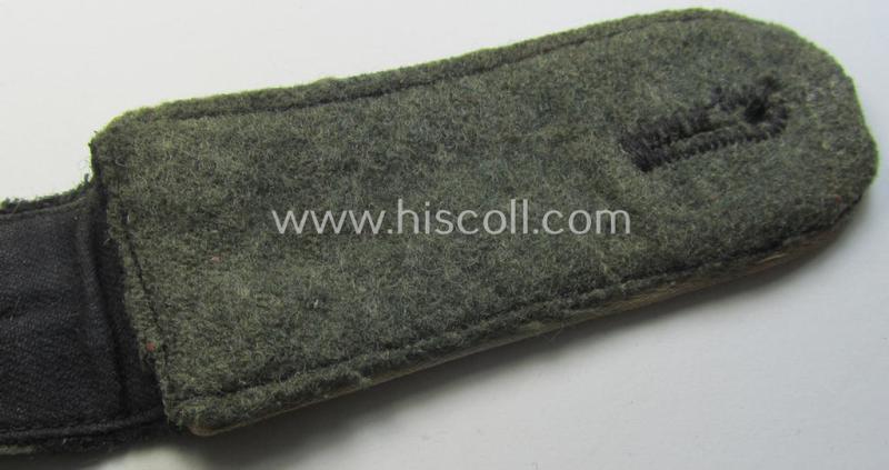 Attractive - albeit regrettably single! - Waffen-SS, EM-type shoulderstrap as piped in the white-coloured branchcolour as was intended for usage by an: 'SS-Mann' who served within the: 'SS-Infanterie-Truppen'