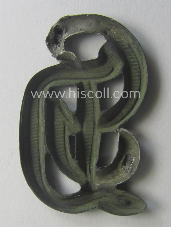 Single - truly used- and/or clearly strap-removed! - WH (Heeres) NCO-type 'GD'-shoulderstrap-'cypher' as was intended for usage by an NCO who served within the famous 'GrossDeutschland'-Div.