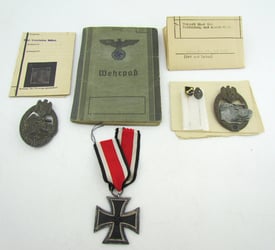 Document/Medal grouping, 23rd Panzer divison Panther V crewman...