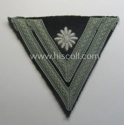 WH (Heeres) Pz-'Armwinkel' (or: rank-chevron) as intended for...