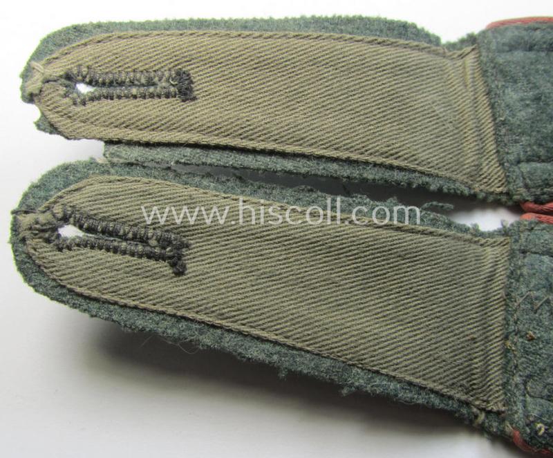 Pair of WH (Heeres) NCO-type shoulderstraps: 'Unteroffizier eines Panzerjäger-Abts.'