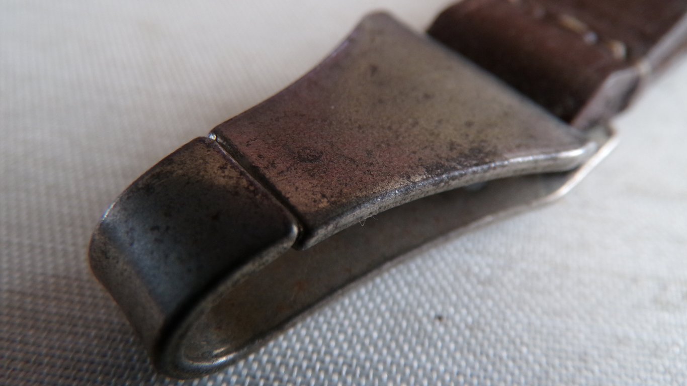 Brown Leather Dagger Hanger Nickel Clip