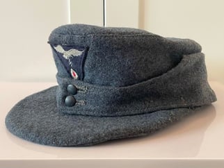 GERMAN WWII LUFTWAFFE M43 CAP DATED 1944.