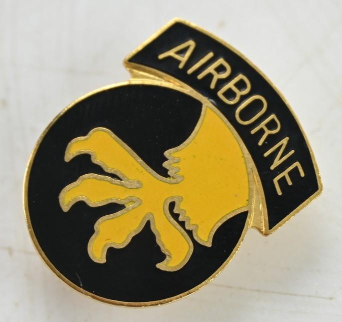 US Army 17th Airborne Division DUI Unit Crest Pin
