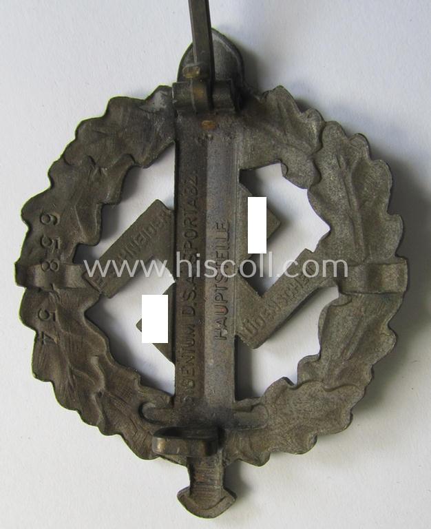 Superb, early- (ie. pre-) war-period 'SA Sportabzeichen in Bronze' being a nicely maker- (ie. 'E. Schneider'-) marked example that bears a unique, stamped bearers'-number that reads: '658154' on its back