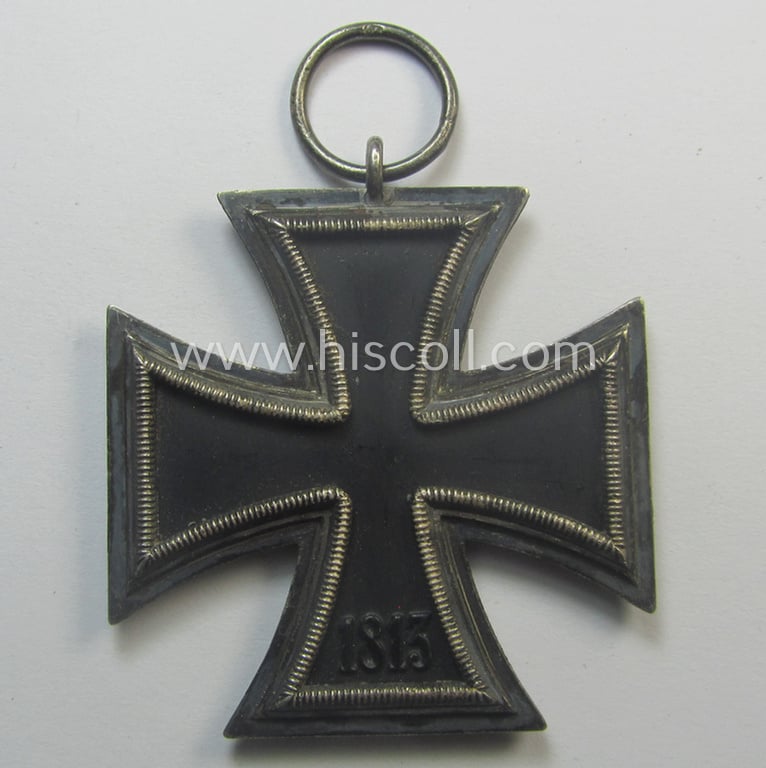 'Eisernes Kreuz II. Klasse' being a maker- (ie. '86'-) marked example by the maker (ie. 'Hersteller'): 'Paulmann & Crone'