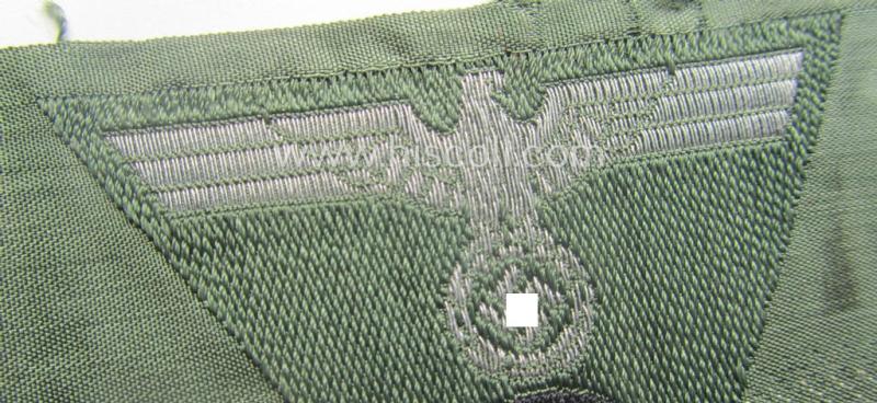 WH (Heeres) officers'-pattern: 'M41/M43-pattern'-cap-eagle/cocarde (cap-trapezoid or: 'Mützentrapez') as was intended for usage on the: 'M-41 o. 43'-model, officers'-type field-caps (ie. 'Einheitsfeldmützen')