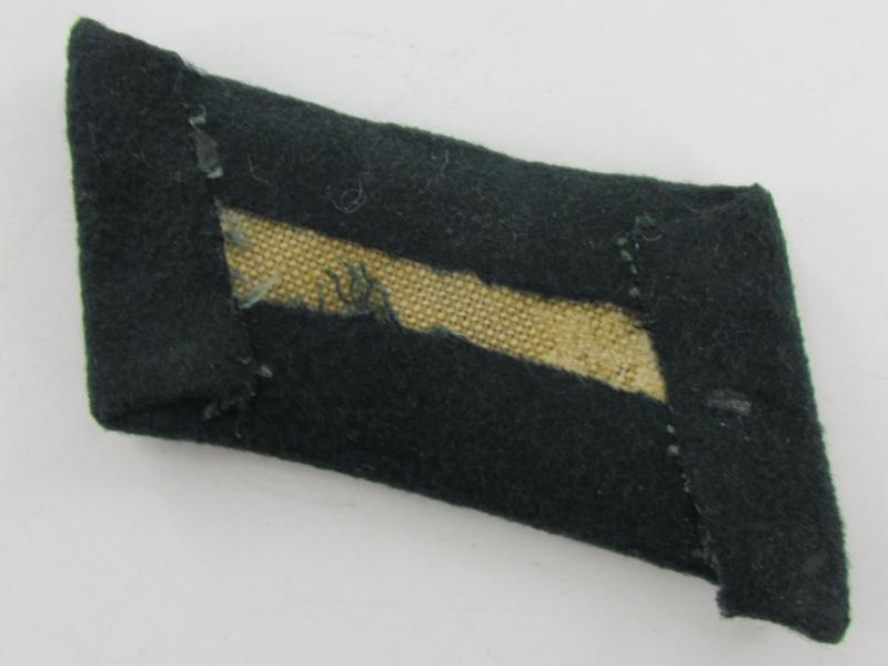 Wehrmacht Heer Officers Medical Collar Tabs