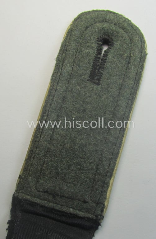 Single, Waffen-SS NCO-type shoulderstrap: 'SS-Unterscharführer' - 'Infanterie-Trpn.'