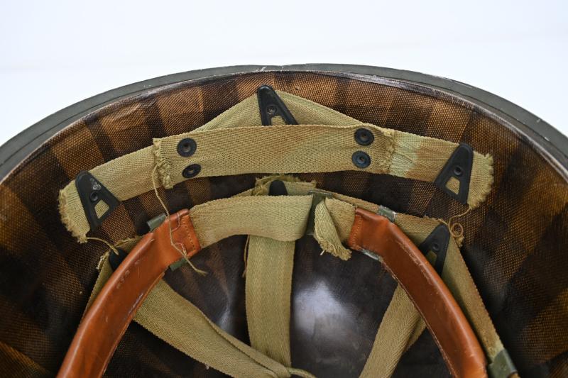 US WW2 M1 Swivel Bale Combat Helmet