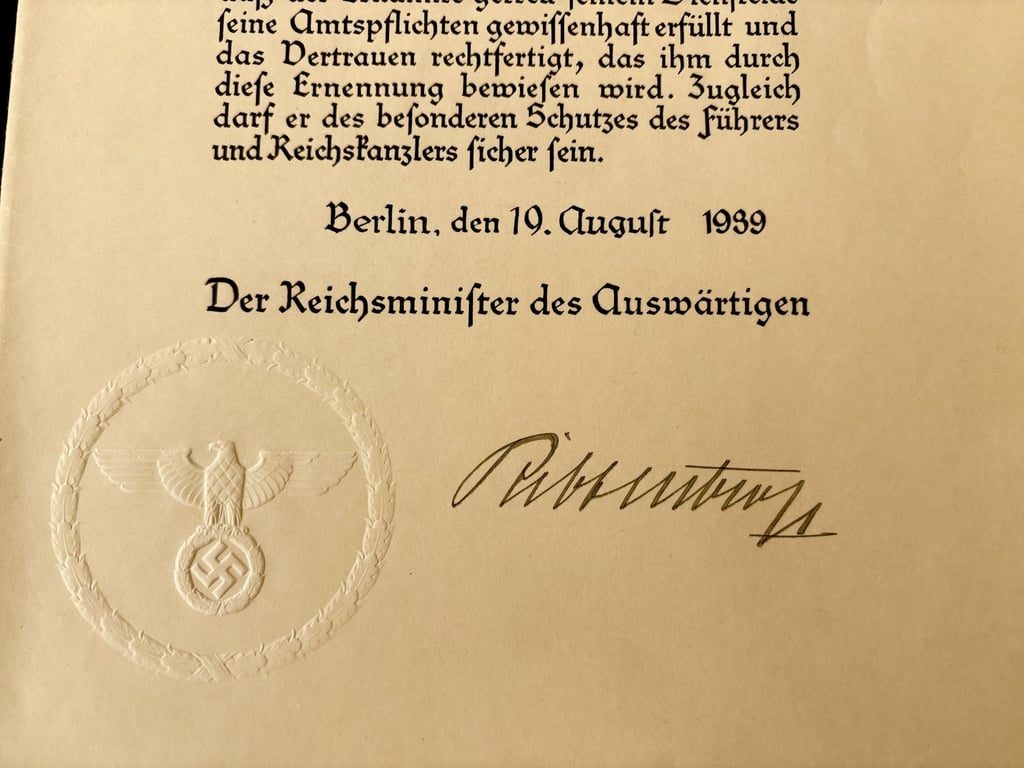 AUTHENTIC GERMAN WW2 INK SIGNATURE OF NAZI MINISTER JOACHIN VON RIBBENTROP.