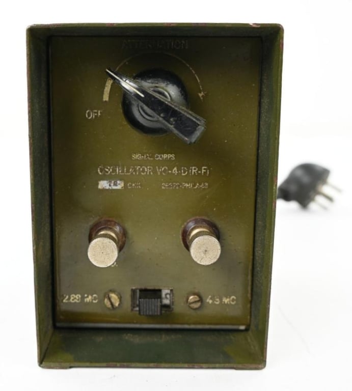 US WW2 Signal Corps Oscillator V0-4 DiR-Fi