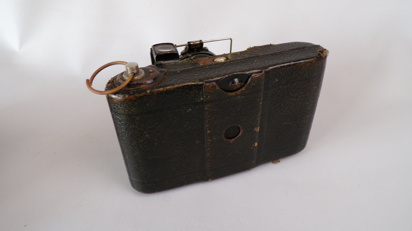 Ica "Icarette" folding camera