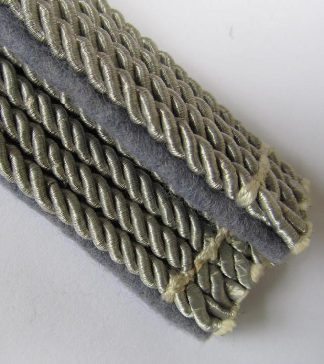 Attractive - and fully matching! - pair of 'Luftschutz'- (ie. RLB-related-) officers'-pattern shoulderboards (ie. 'Schulterstücke') as was intended for - and used by - an: 'RLB-Luftschutzführer'