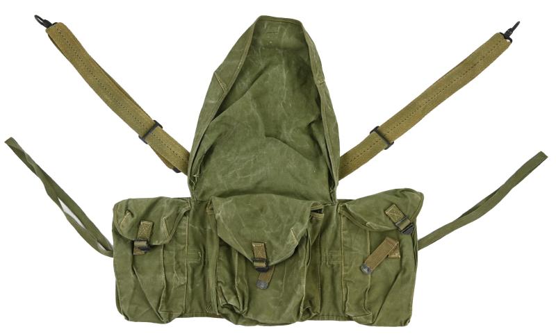 US WW2 Paratrooper Medic Bag 1945