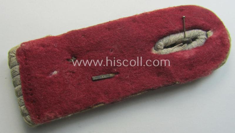 Single, WH (Heeres) officers'-type, 'cyphered' shoulderboard: 'Leutnant der Nebelwerfer-Trpn.' who served within the famous 'GrossDeutschland'-division