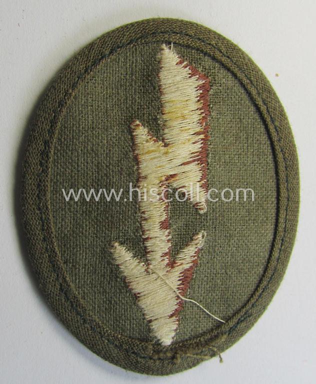 WH (Heeres) 'tropical-styled', trade- and/or special-career insignia (or: 'Signal Blitz') as was intended for a soldier who served within the: 'Kradschützenbtle. der Pz. Div. u. Inf. Divisione (mot.)'