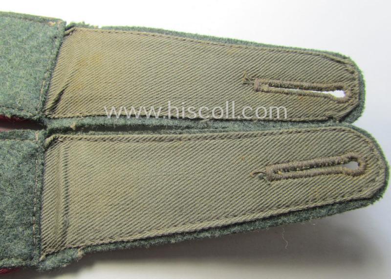 Pair WH (Heeres) EM-type shoulderstraps: 'Soldat eines (Nebel)Werfer-Rgts. o. Abtlgs.'