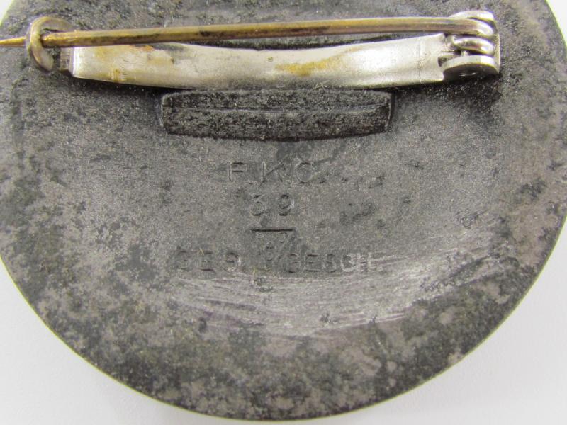 RAD (Reichsarbeitsdienst) Weibliche Jugend Brooch