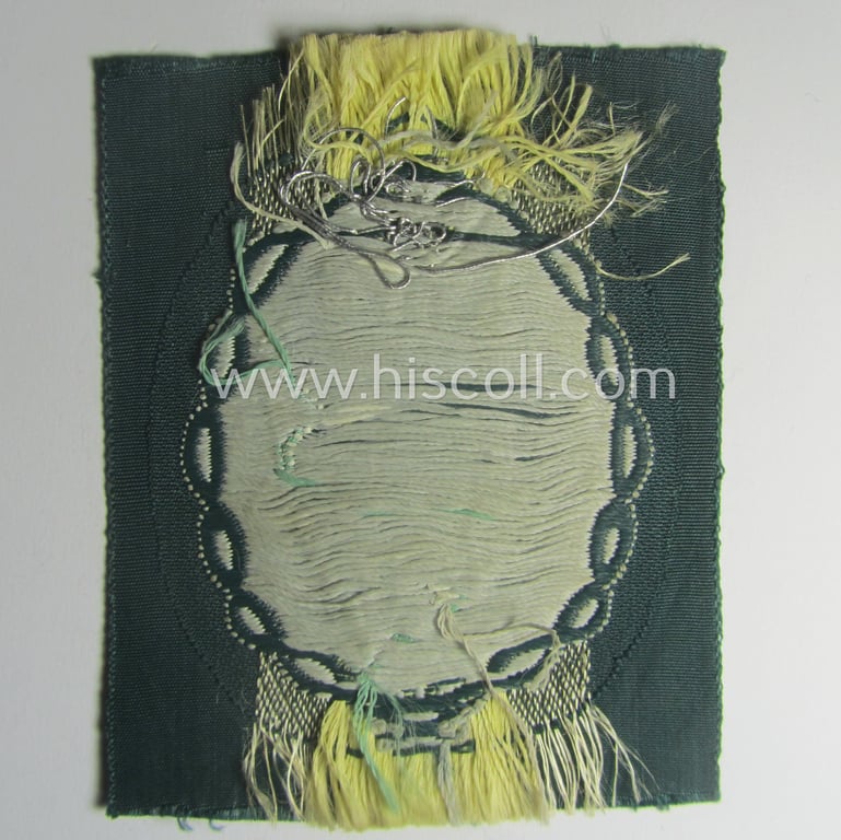 WH (Heeres) EM- (ie. NCO-) type, so-called: 'Edelweiss'-armpatch being a 'BeVo'-woven example as was executed on darker-green-coloured linnen as was specifically intended for usage by the: 'Gebirgsjäger-Trpn.'