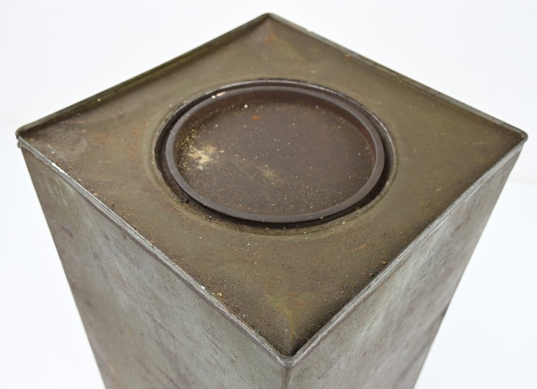 british WW2 Ration Box of Biscuits 1943
