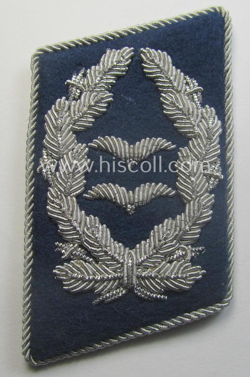 Pair of WH (Luftwaffe) officers'-type collar-patches (ie. 'Kragenspiegel für Offiziere') as executed in darker-blue-coloured wool as was intended for usage by an: 'Oberstleutnant o. Arzt der der Sanitäts-Trpn.'