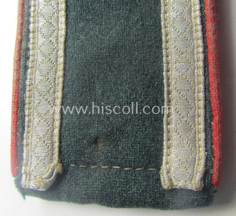 Single, pre- (ie. early-) war-period WH (Heeres) so-called: 'M36 o. 40'-pattern, NCO-type shoulderstrap as was intended for - and with certainty worn by! - an: 'Unterwachtmeister eines (Sturm)Artillerie Abts. o. Rgts.'