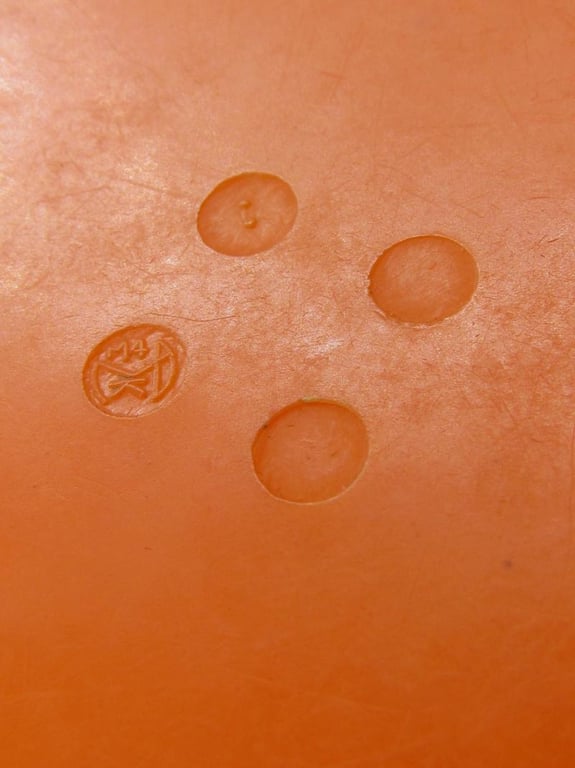 Wehrmacht Bakelite Butterdish in "Field Made" Splittertarn pouch