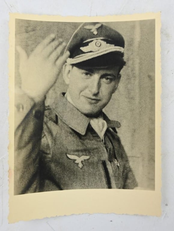 German LW Pilot Picture Set
