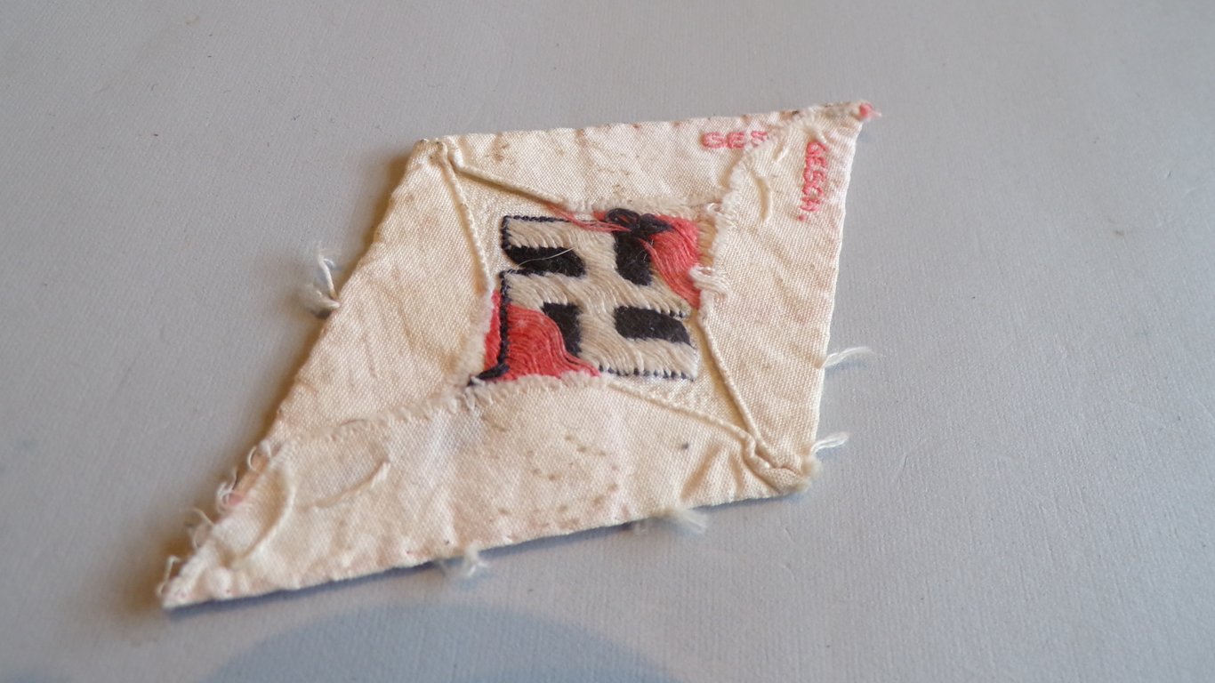 Early Woven HJ / BDM Member’s Tunic Diamond