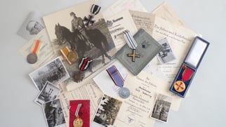 large grouping of a WWI and WWII veteran...