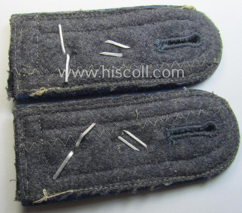 Pair of WH (LW) 'cyphered' NCO-type shoulderstraps as was intended for usage by a: 'Feldwebel einer Sanitäts-Abteilung und Mitglied einer Ärtzlichen Akademie der Luftwaffe'