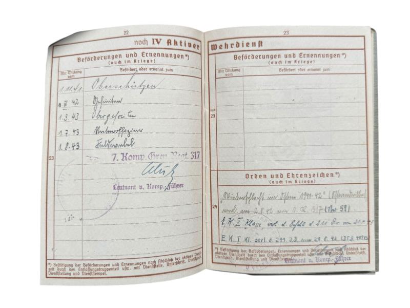 Grouping - Feldwebel Heinrich Kurlbaum