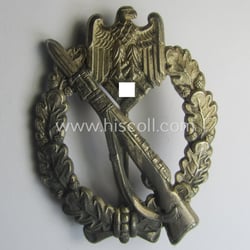 'Infanterie Sturmabzeichen in Silber' being a non-maker-marked and/or...