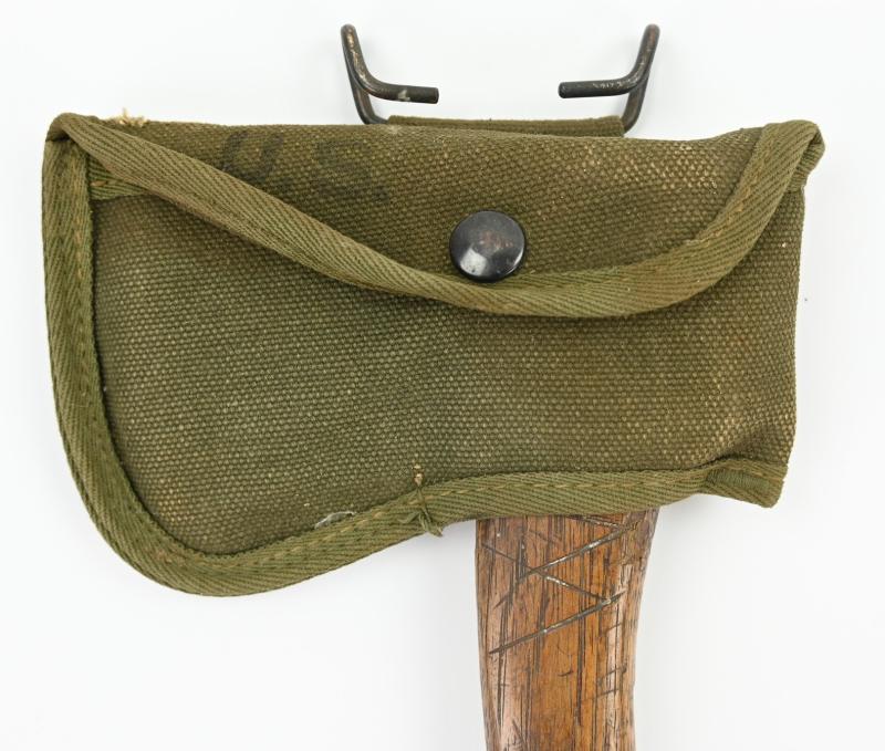 US WW2 M-1910 Entrenching Axe Hatchet & Cover
