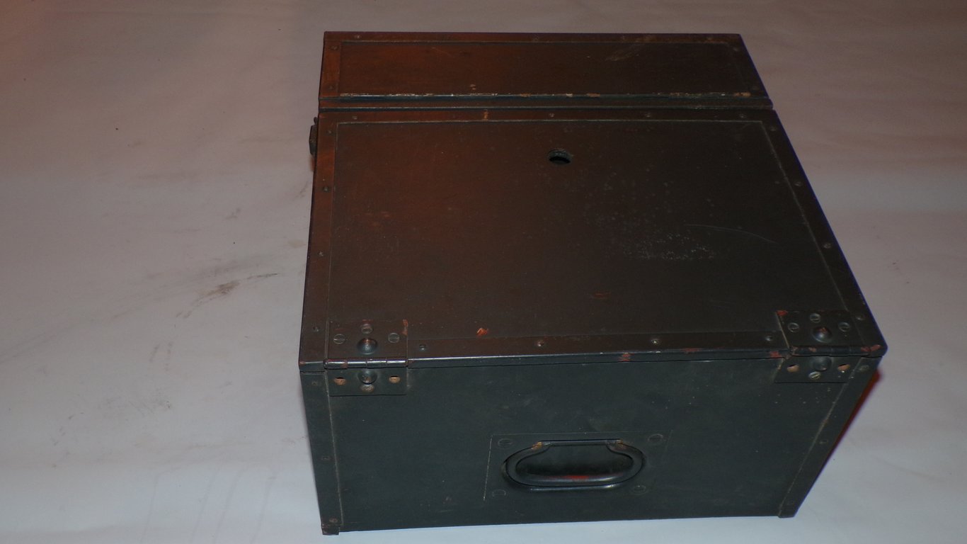 WH / Luftwaffe  Philips 156 UBV Broadcast Receiver