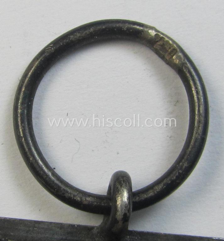 Attractive, WWI-period: 'Eisernes Kreuz II. Klasse' (or: iron cross second class) being a maker- (ie. '??'-) marked example that comes together with its (minimally) confectioned piece of ribbon (ie. 'Bandabschnitt')